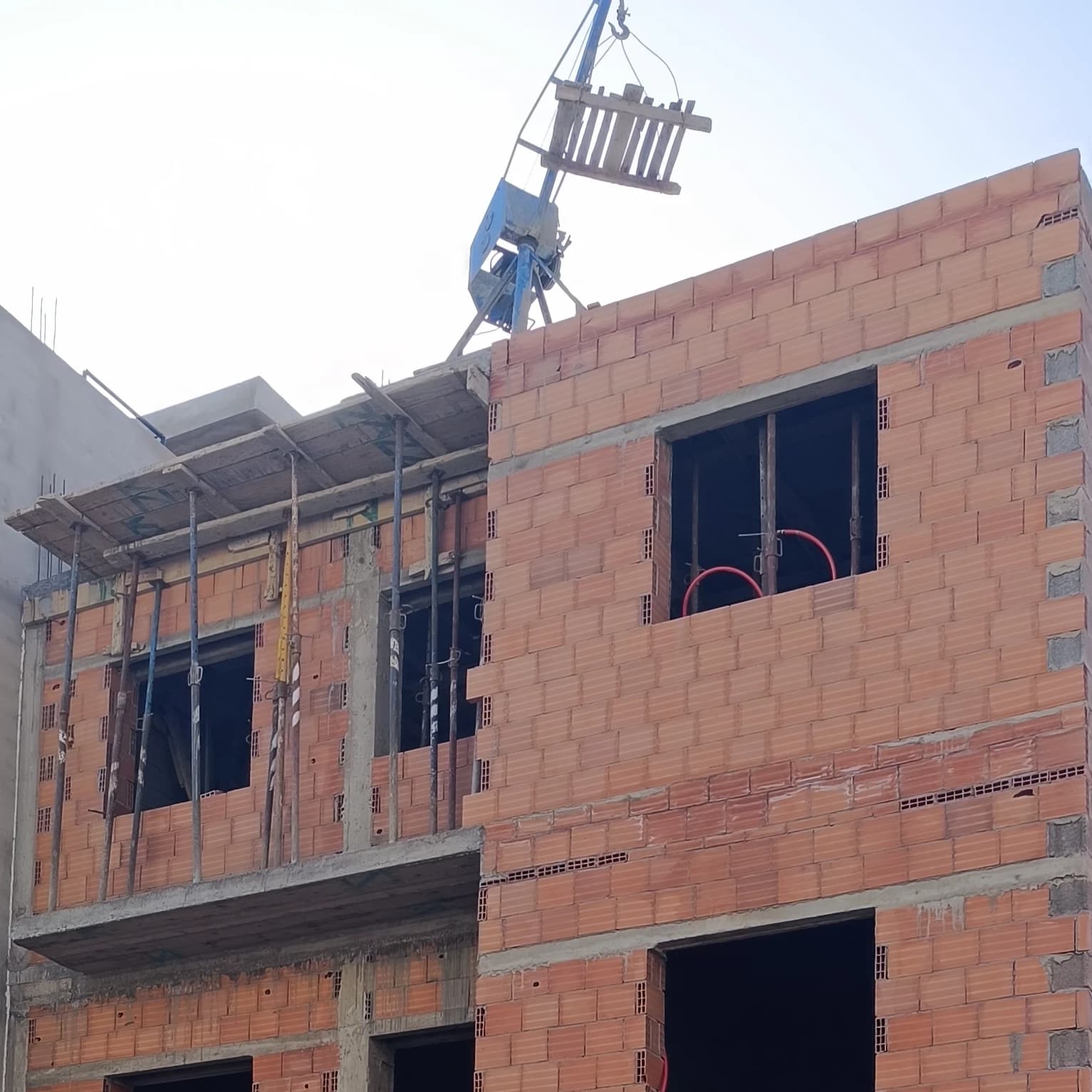Construction d'un R+2 — photo 3/3