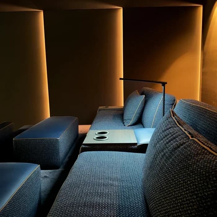 Home Cinema — photo 2/6