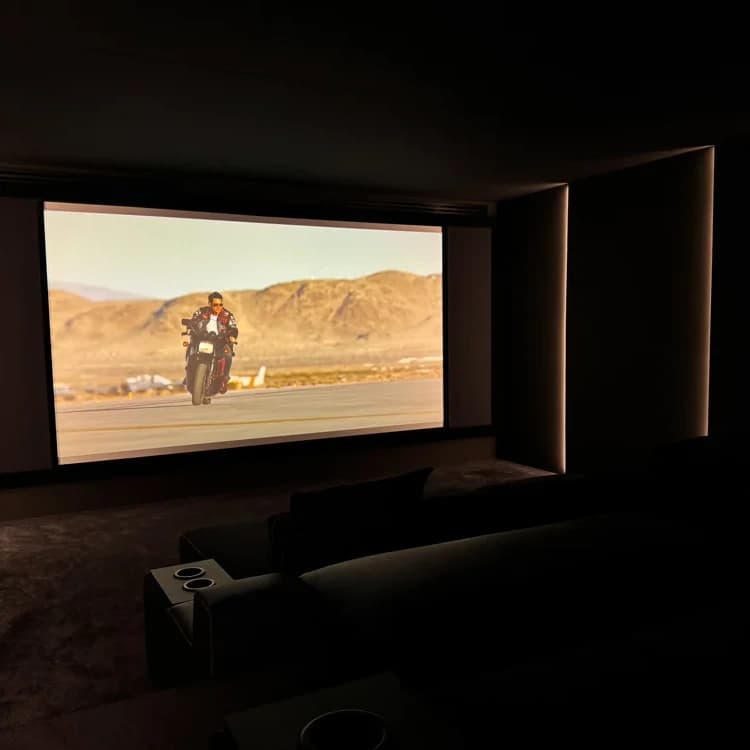 Home Cinema — photo 3/6