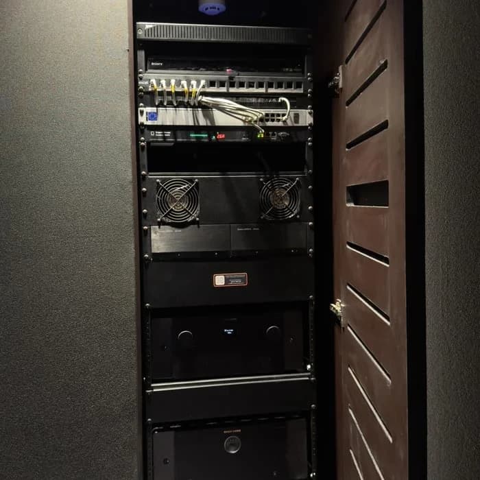 Home Cinema — photo 6/6