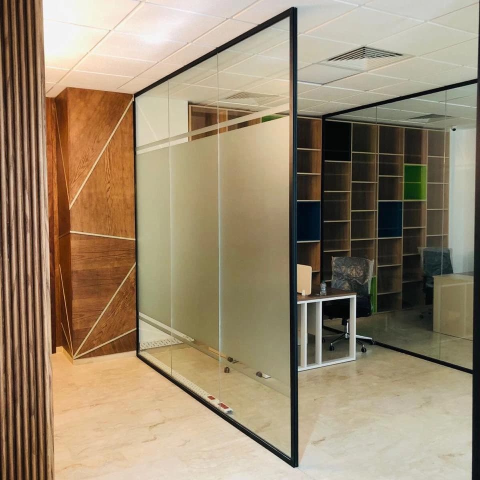 cloison en verre pour bureau — photo 3/4