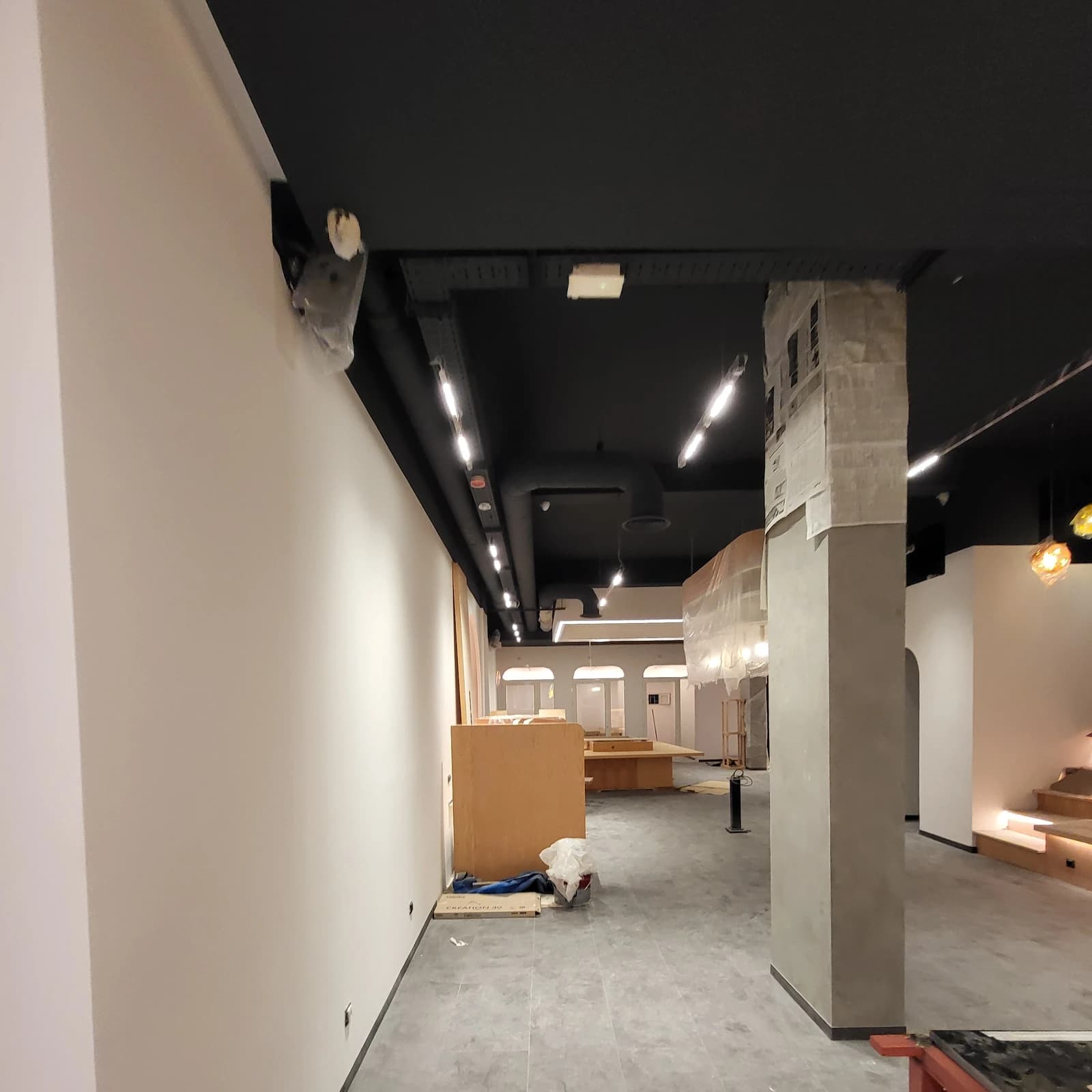 AMENAGEMENT D'UN ESPACE COWORKING 180M2 — photo 2/2