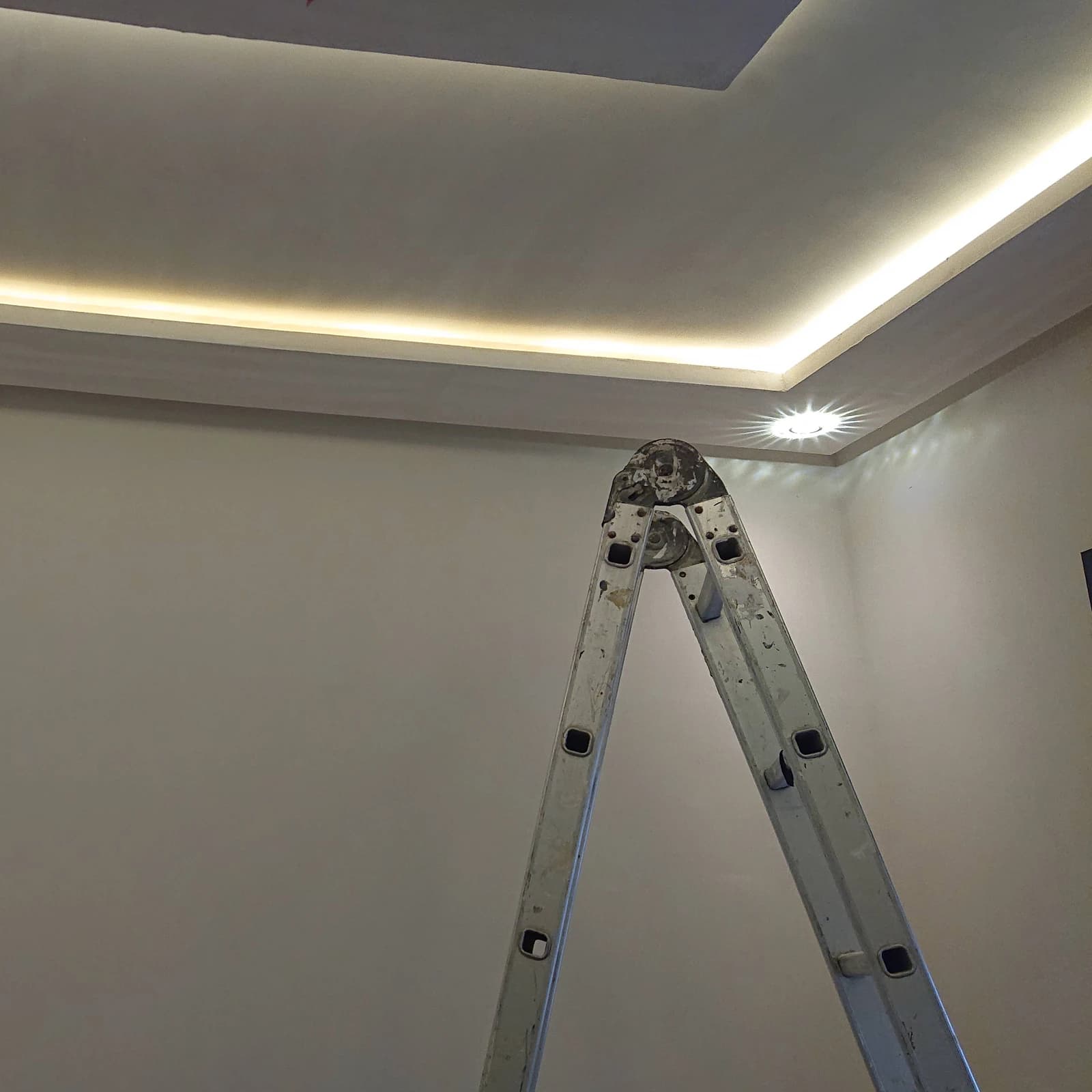 Tirage de câble/Installation totale  — photo 3/3