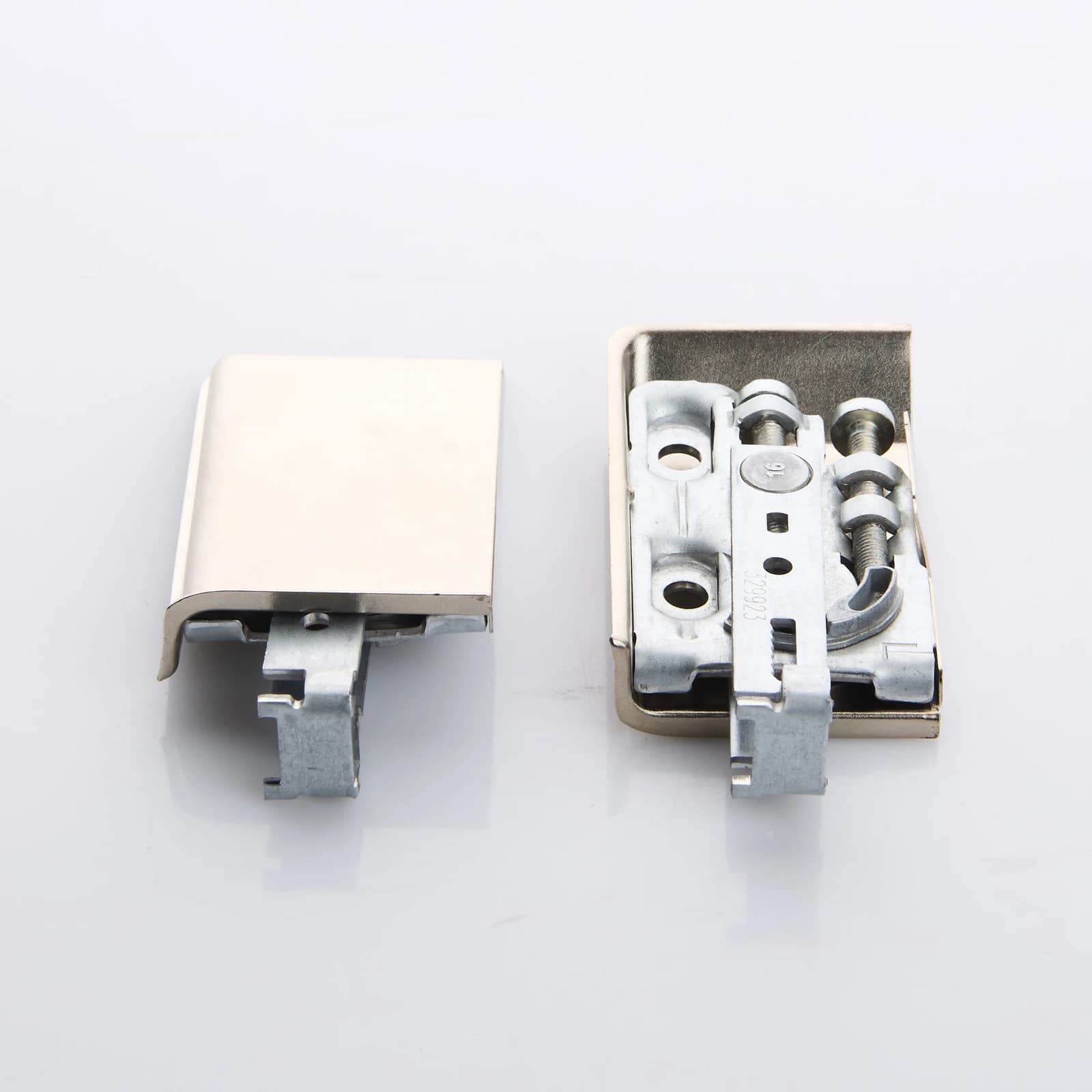 SCARPI 4 CACHE EN INOX  — image 2/2