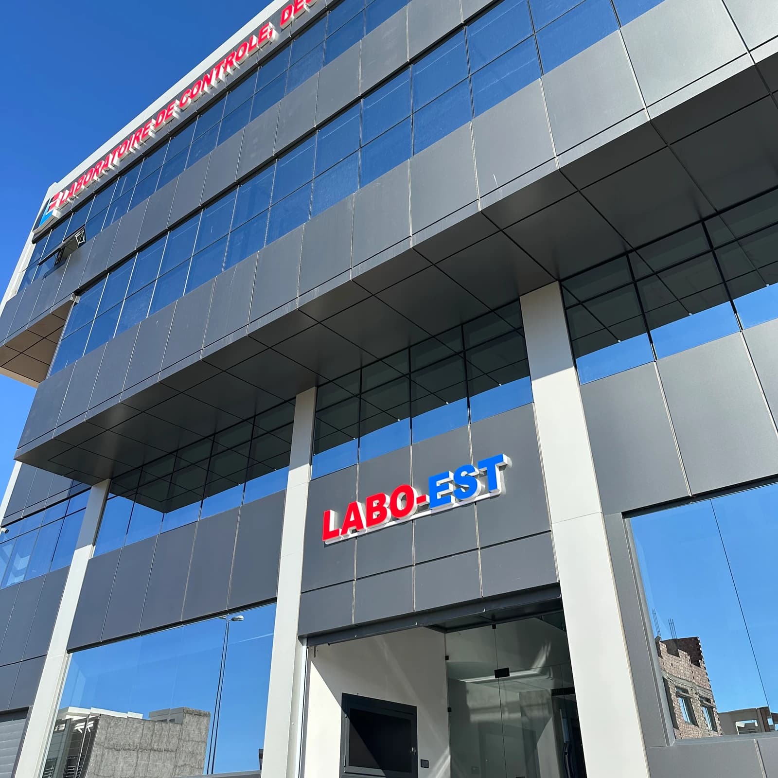 Logo LABO-EST