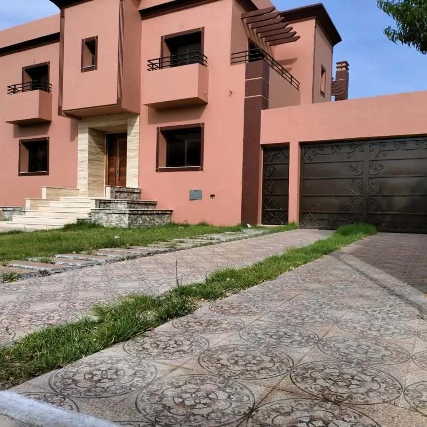 Villa Villa