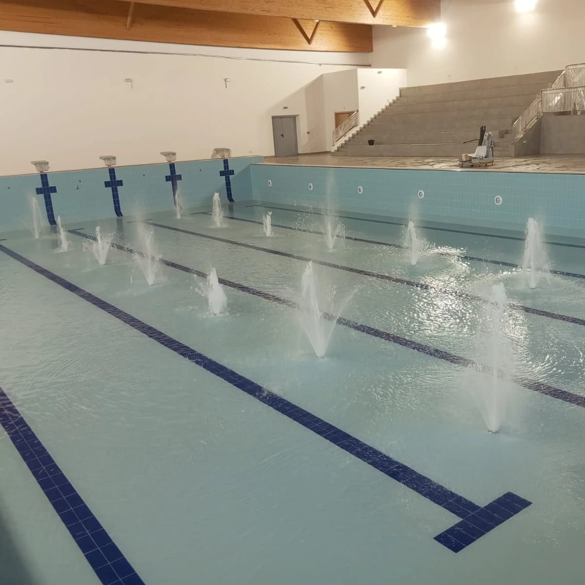 piscine semi-olympique Alhouda "AGADIR" — photo 4/5 piscine semi-olympique Alhouda "AGADIR" — photo 4/5