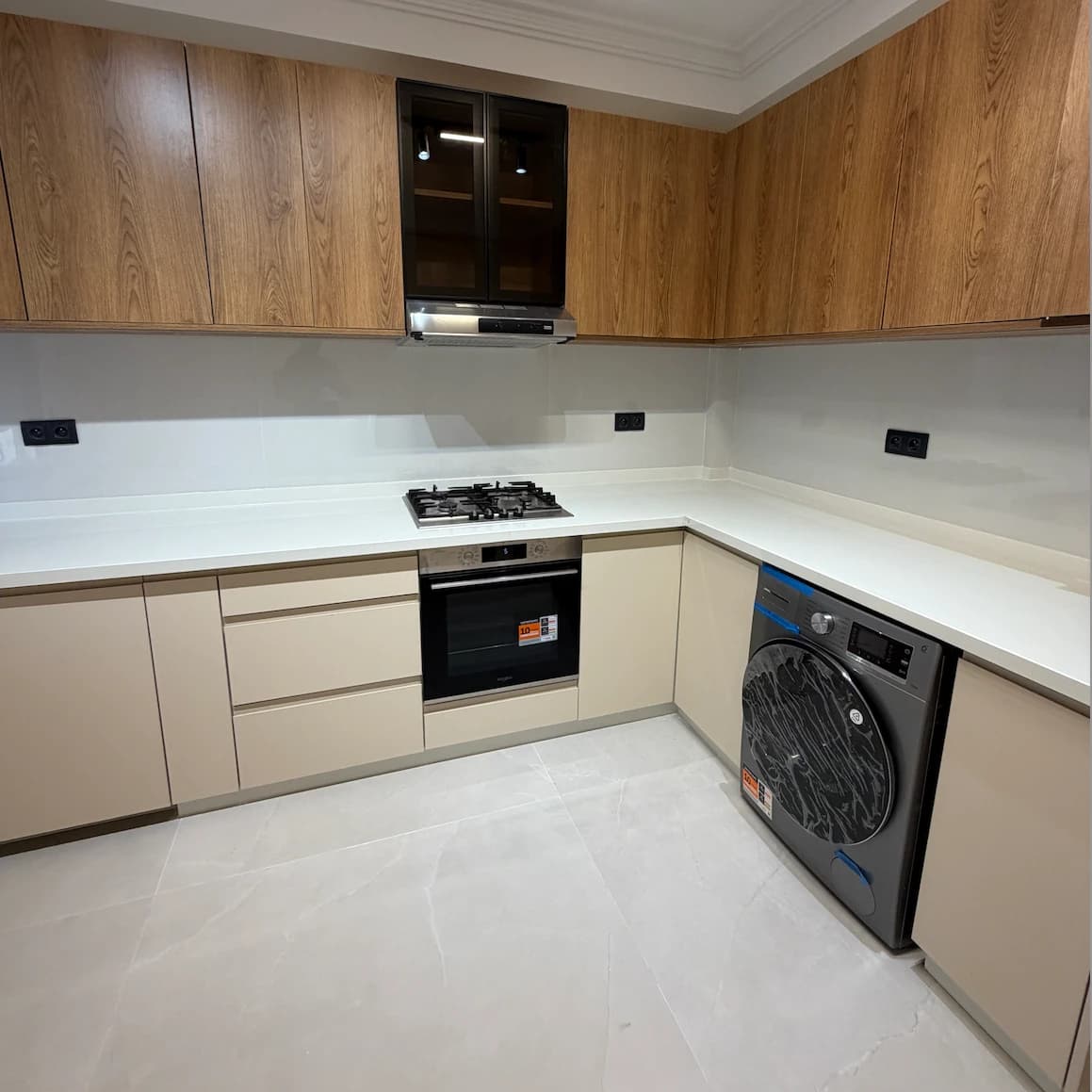 Cuisines modernes sur mesure — photo 5/6 Cuisines modernes sur mesure — photo 5/6