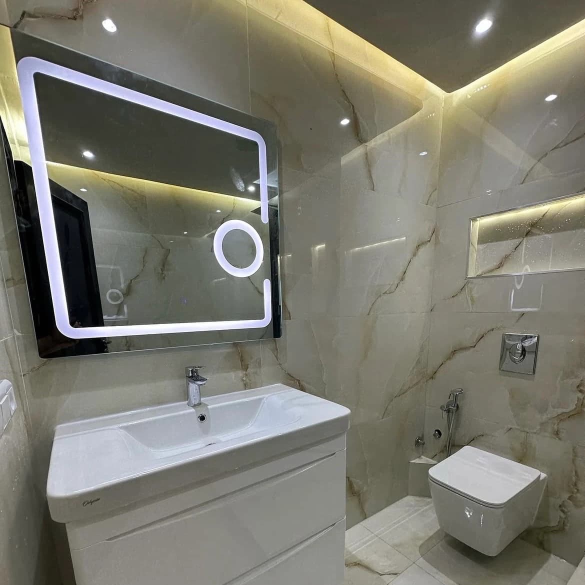 Salle de bain — photo 3/6 Salle de bain — photo 3/6