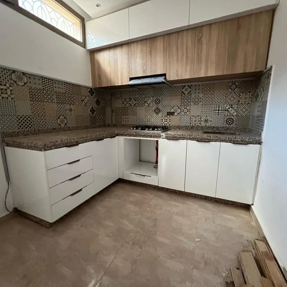 CUISINE MODERNE — الصورة 3/6 CUISINE MODERNE — الصورة 3/6