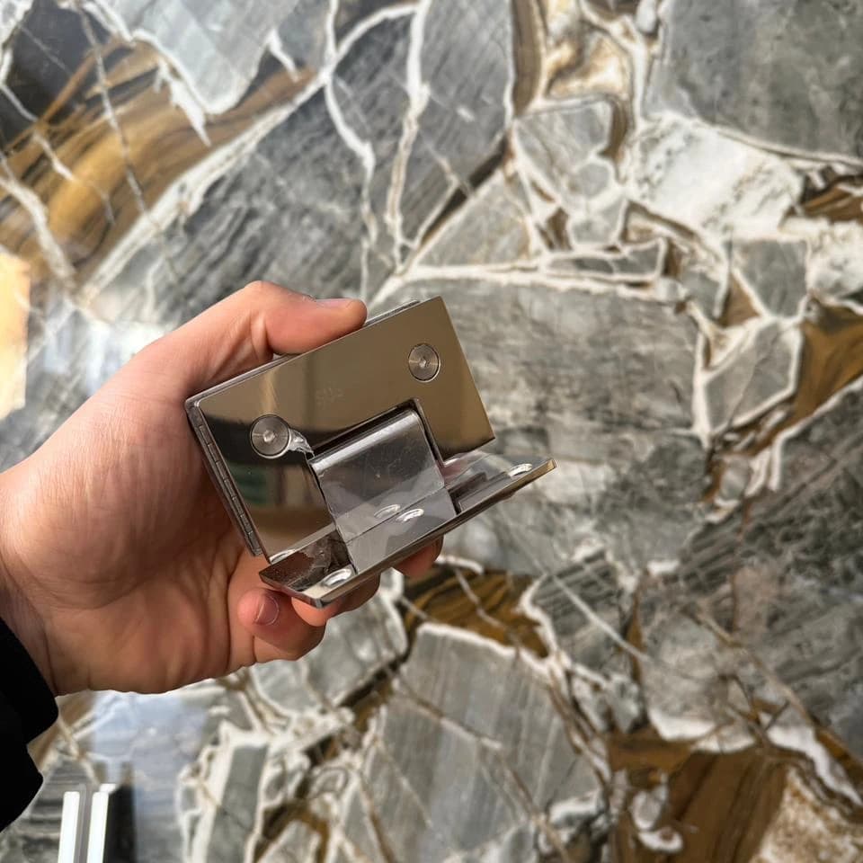 CHARIERE VERRE MUR CHARIERE VERRE MUR