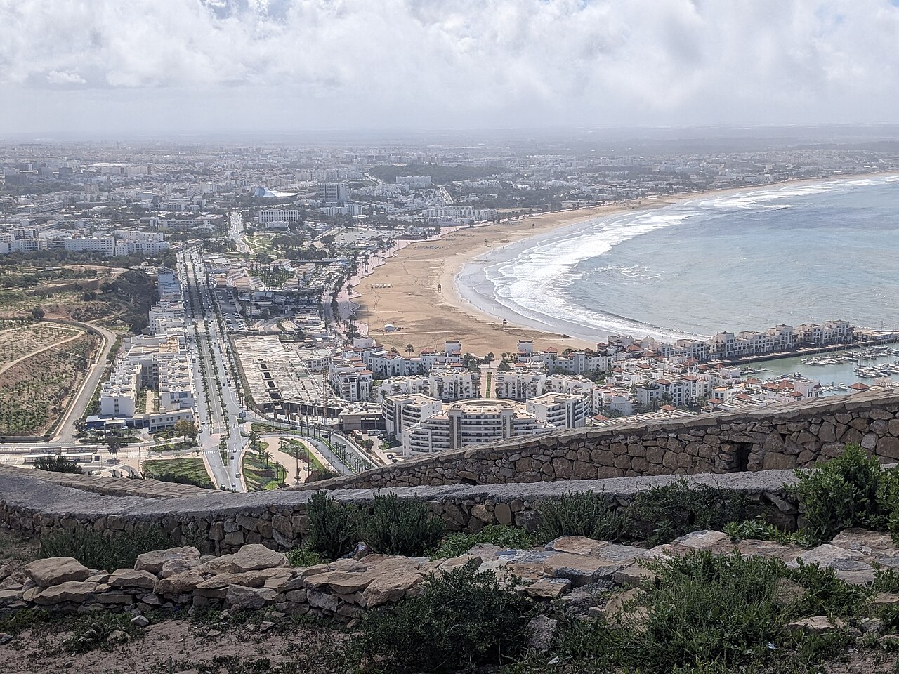 Agadir plage ville construction BTP 2026